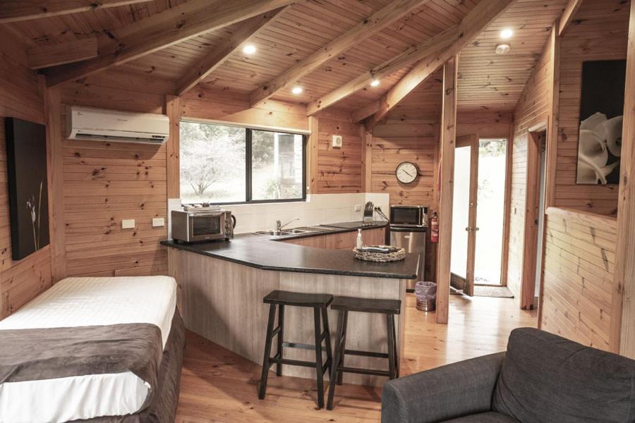 Little Norfolk Bay Events And Chalets Taranna Exteriör bild